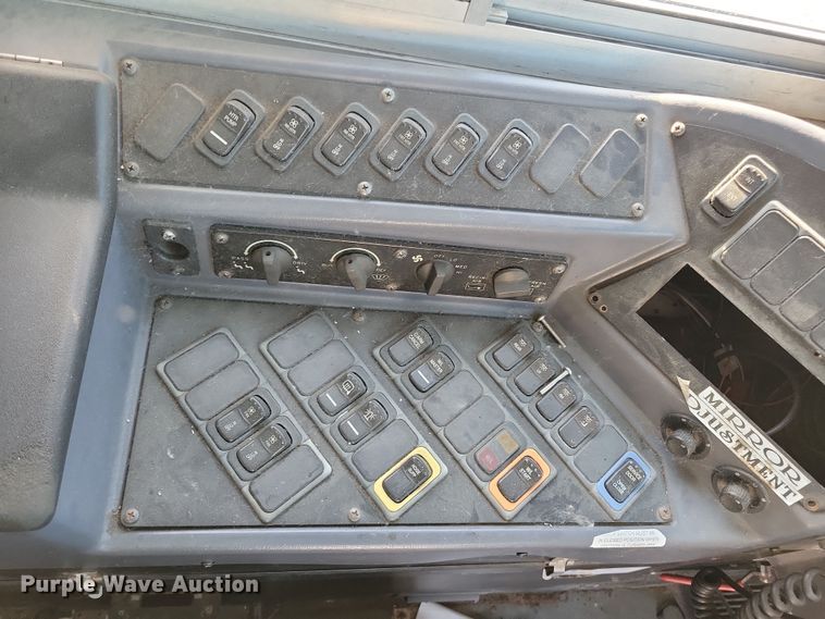 image for item DL7767 2014 Blue Bird Vision  school bus