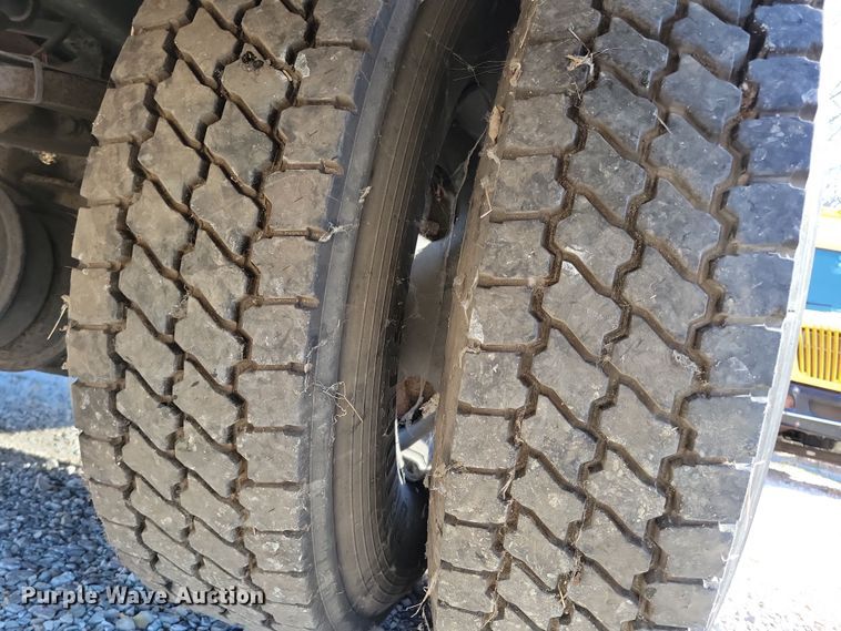 image for item DL7767 2014 Blue Bird Vision  school bus