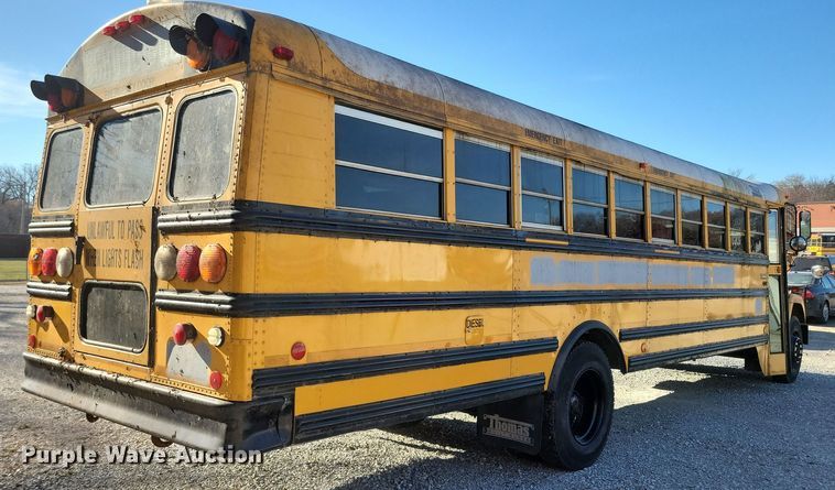 image for item DL7768 2004 Freightliner FS65  school bus