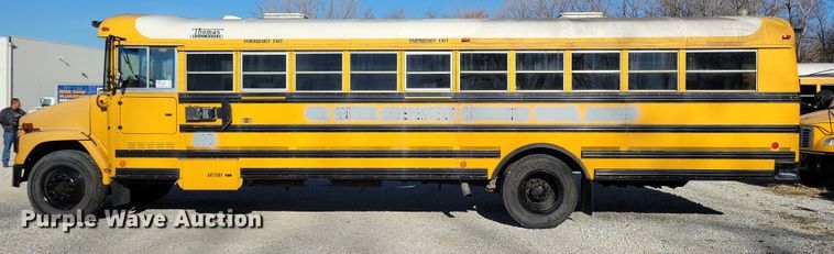 image for item DL7768 2004 Freightliner FS65  school bus