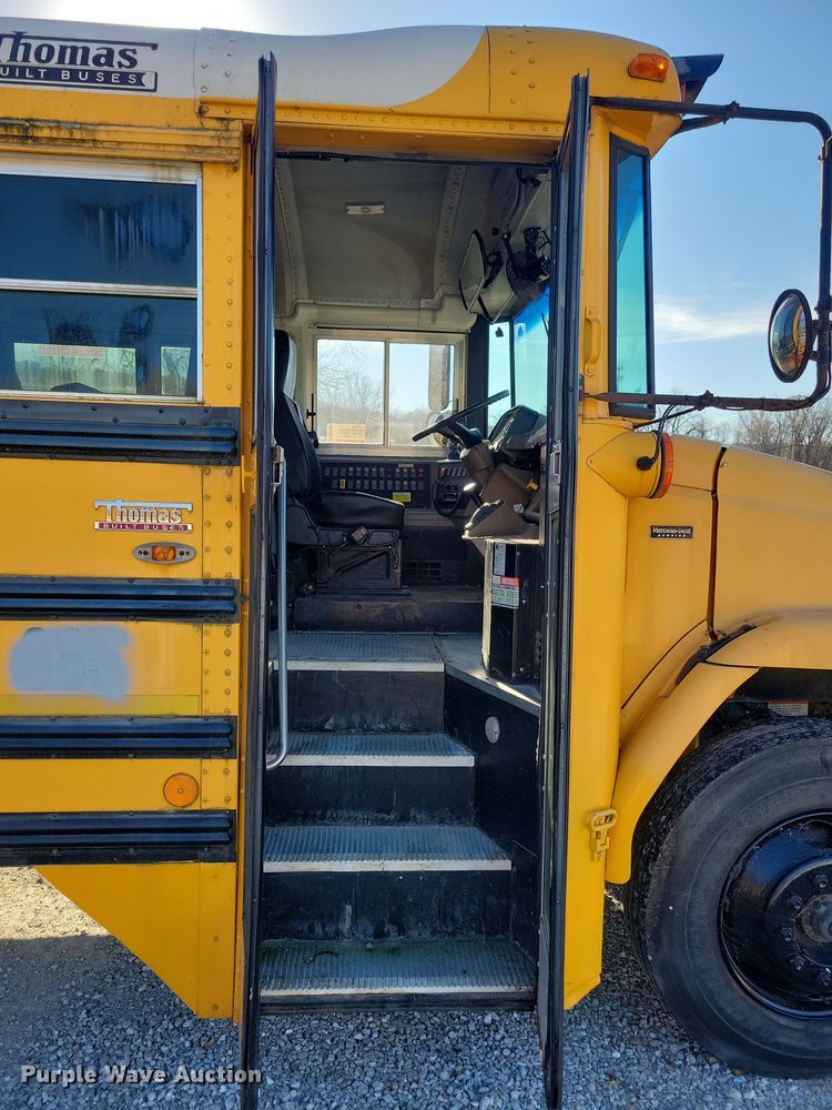 image for item DL7768 2004 Freightliner FS65  school bus