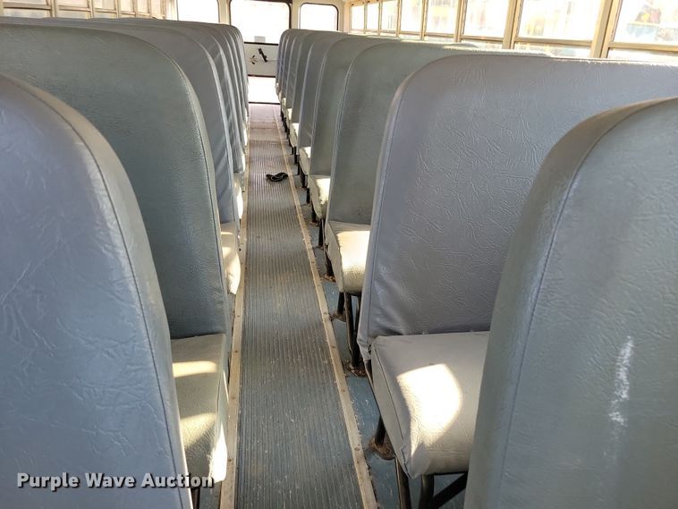 image for item DL7768 2004 Freightliner FS65  school bus