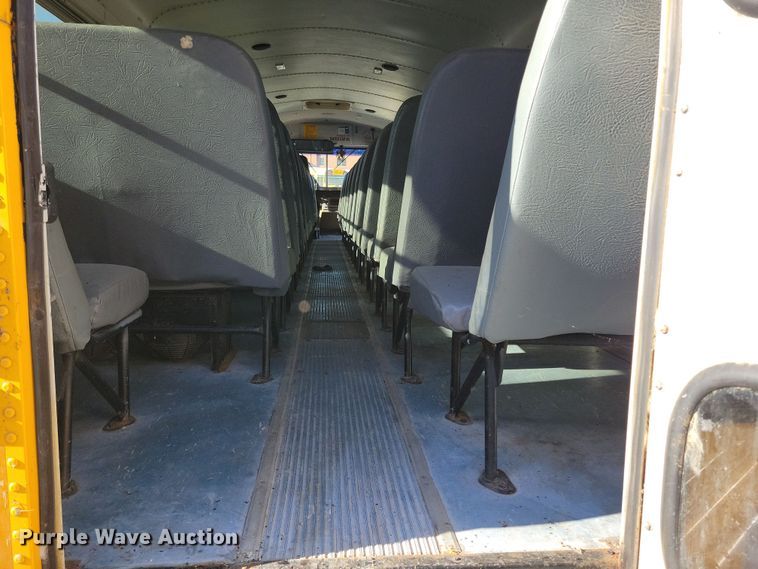 image for item DL7768 2004 Freightliner FS65  school bus