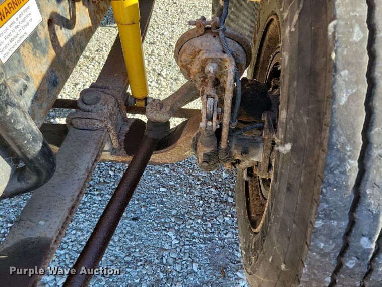 image for item DL7768 2004 Freightliner FS65  school bus