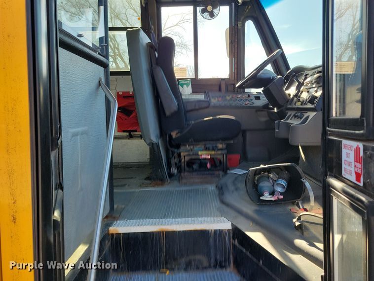 image for item DL7769 2010 Freightliner B2  school bus