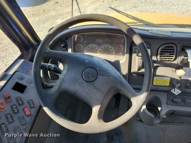 image for item DL7769 2010 Freightliner B2  school bus