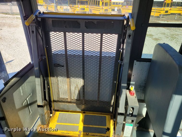 image for item DL7769 2010 Freightliner B2  school bus