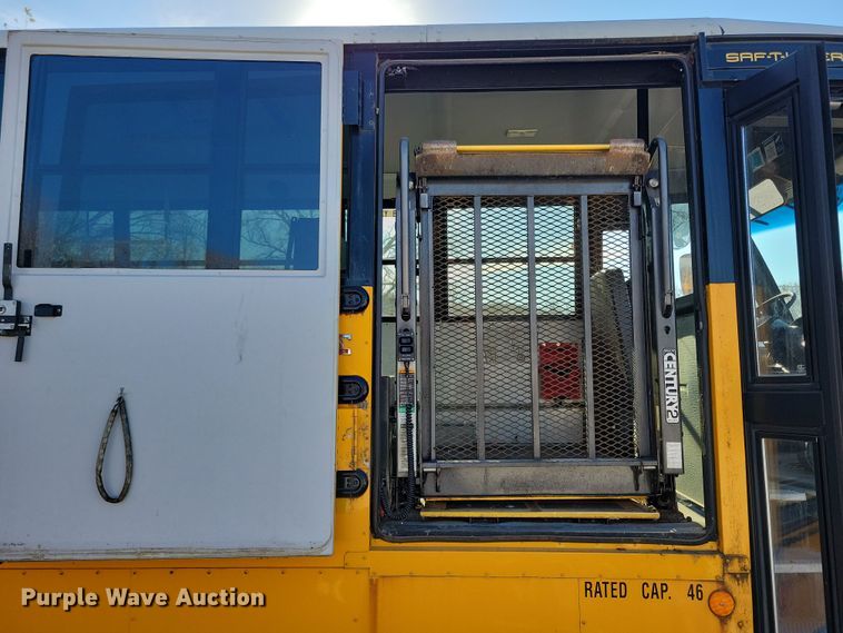 image for item DL7769 2010 Freightliner B2  school bus