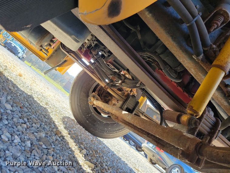 image for item DL7769 2010 Freightliner B2  school bus