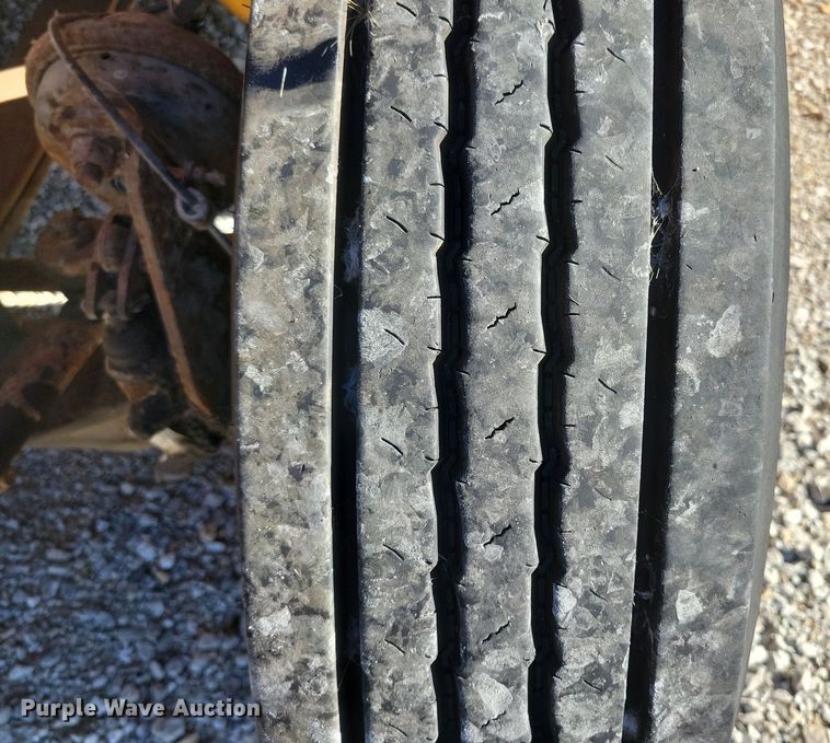 image for item DL7769 2010 Freightliner B2  school bus