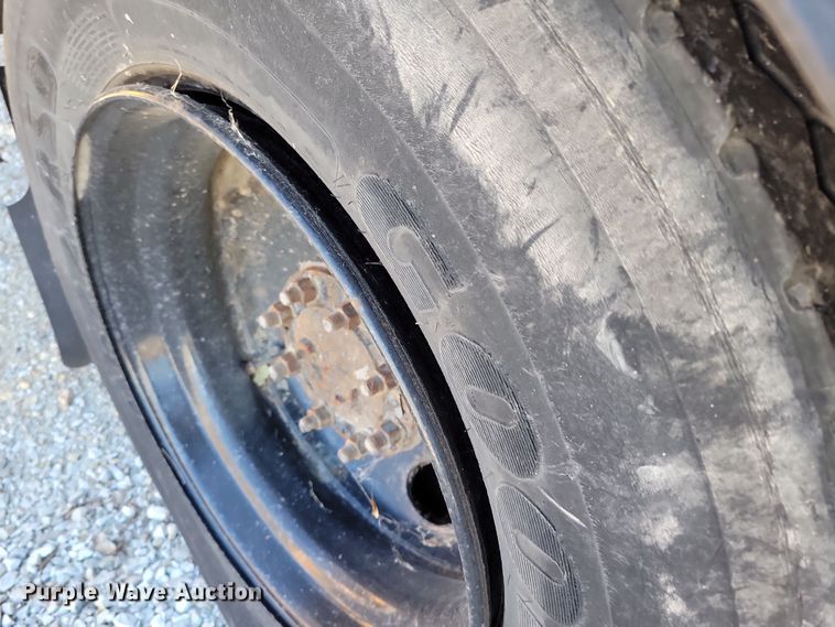 image for item DL7769 2010 Freightliner B2  school bus