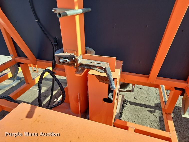 image for item DM1496 2010 Wanco WTMMB  message board trailer