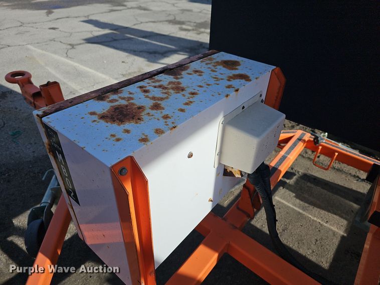 image for item DM1496 2010 Wanco WTMMB  message board trailer