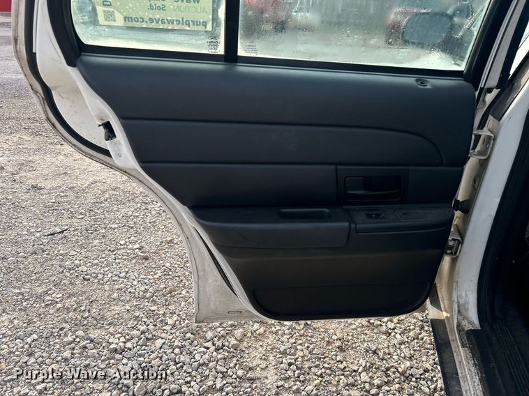 image for item DN0648 2009 Ford Crown Victoria Police Interceptor