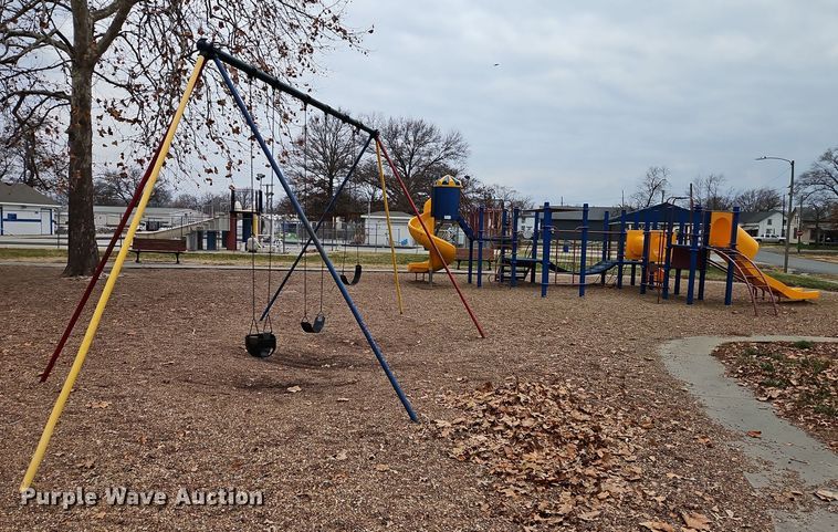 image for item DN7173 Playground equipment