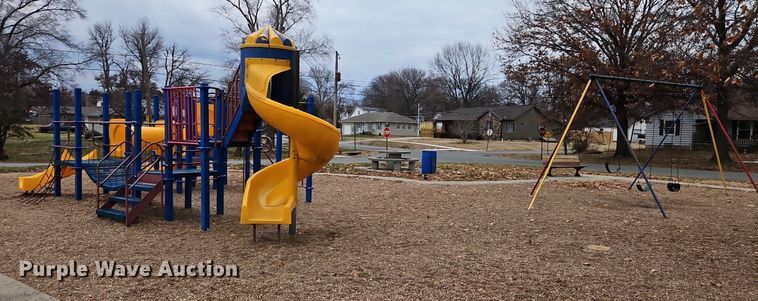 image for item DN7173 Playground equipment