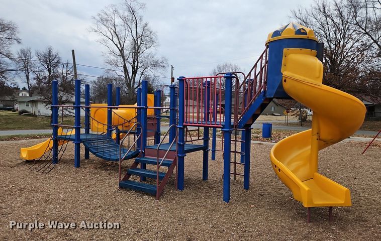 image for item DN7173 Playground equipment