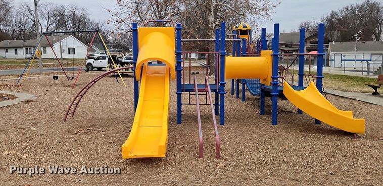 image for item DN7173 Playground equipment