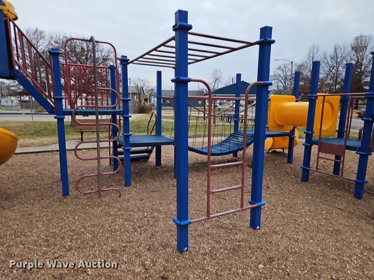 image for item DN7173 Playground equipment