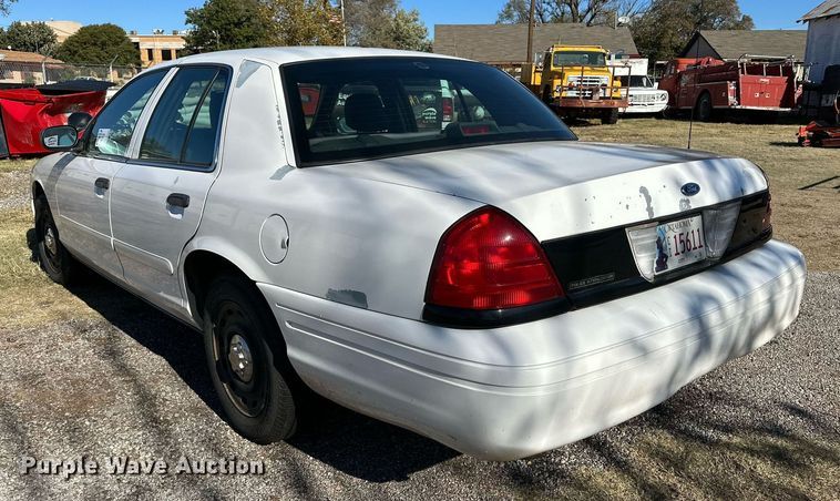 image for item DQ1498 2005 Ford Crown Victoria Police Interceptor