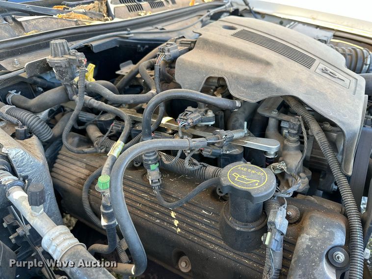 image for item DQ1498 2005 Ford Crown Victoria Police Interceptor