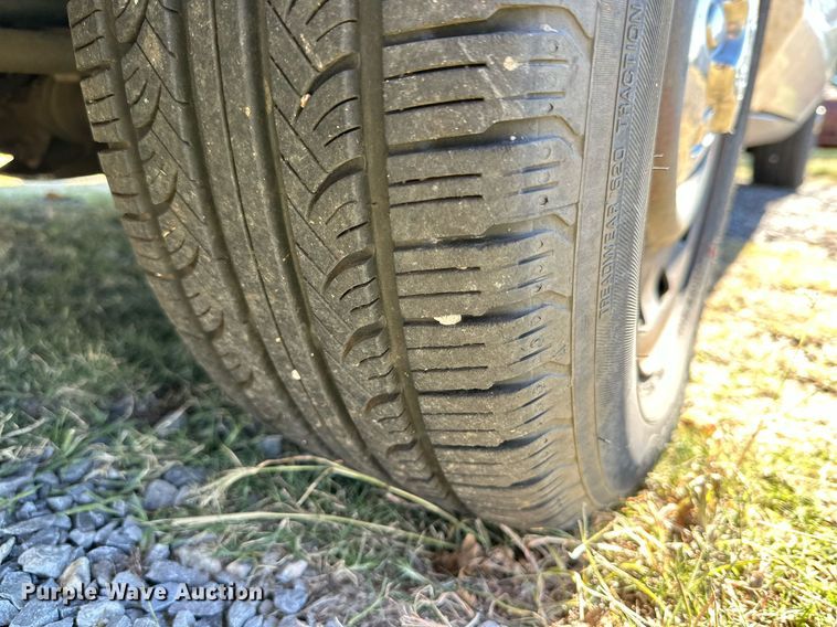 image for item DQ1498 2005 Ford Crown Victoria Police Interceptor