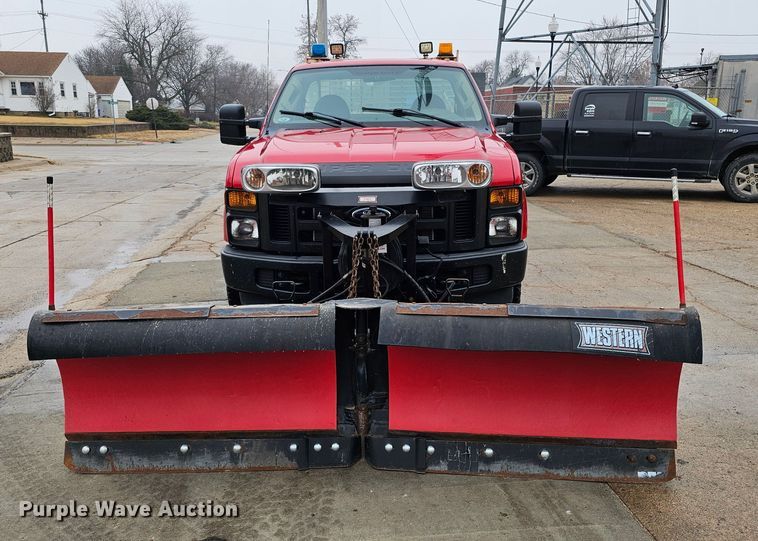 image for item DQ8567 2010 Ford F250 Super Duty  pickup truck