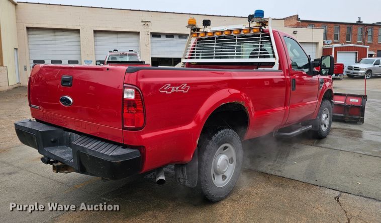 image for item DQ8567 2010 Ford F250 Super Duty  pickup truck