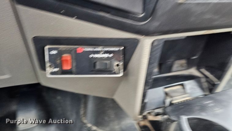 image for item DQ8567 2010 Ford F250 Super Duty  pickup truck