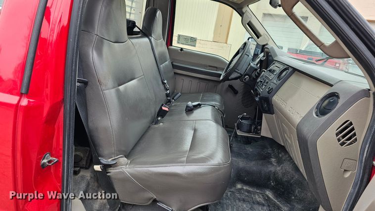 image for item DQ8567 2010 Ford F250 Super Duty  pickup truck