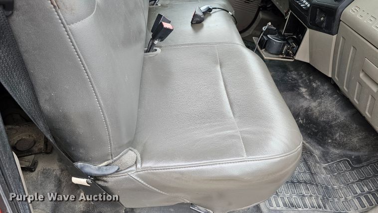 image for item DQ8567 2010 Ford F250 Super Duty  pickup truck