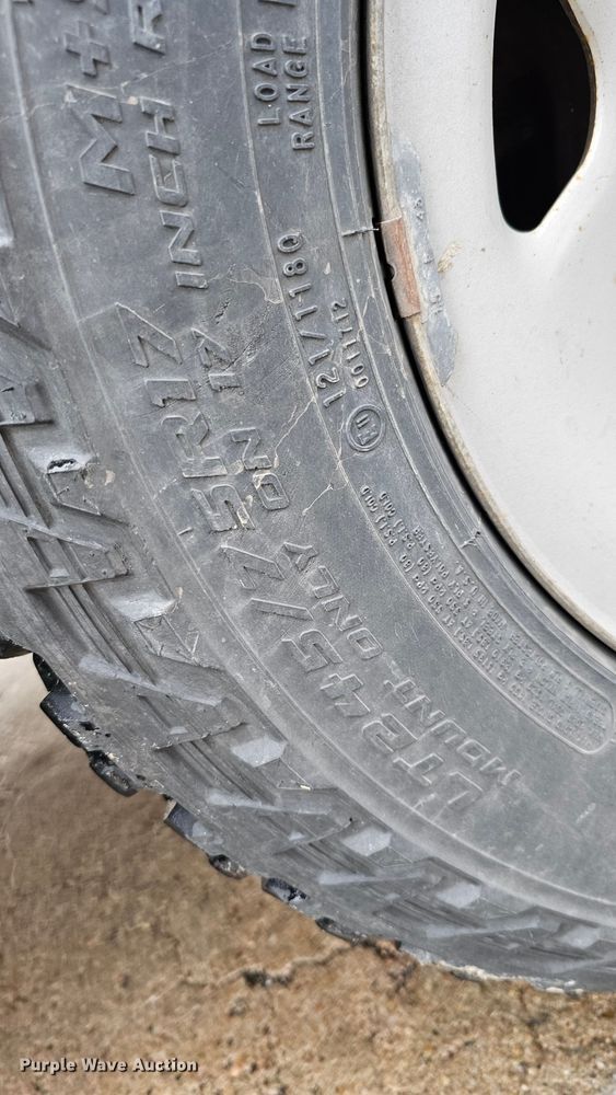 image for item DQ8567 2010 Ford F250 Super Duty  pickup truck