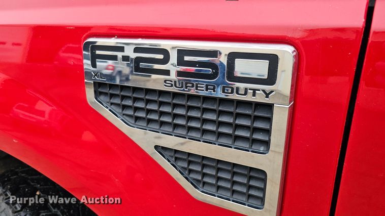 image for item DQ8567 2010 Ford F250 Super Duty  pickup truck