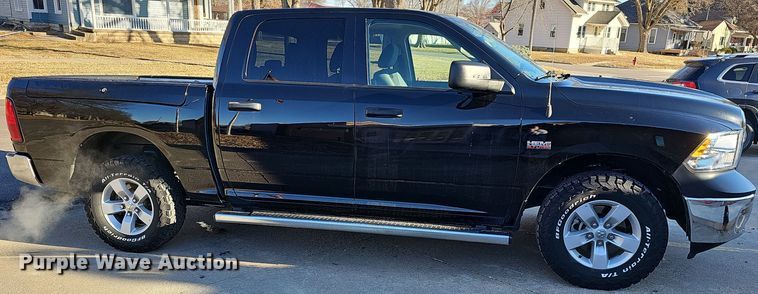 image for item DR5928 2020 Dodge Ram 1500  Crew Cab pickup truck