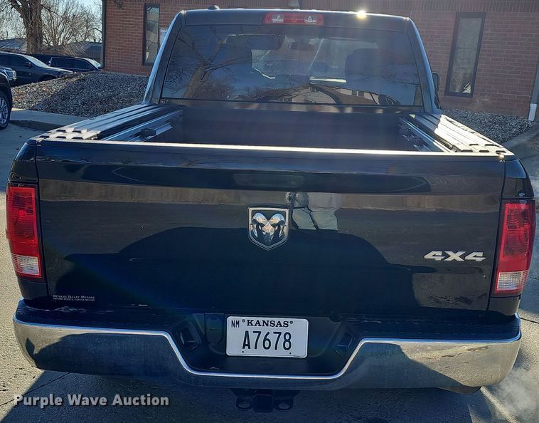 image for item DR5928 2020 Dodge Ram 1500  Crew Cab pickup truck