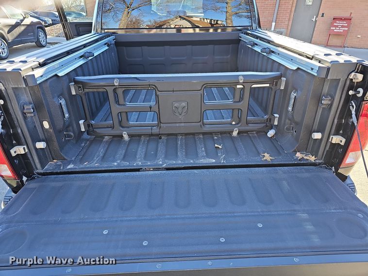 image for item DR5928 2020 Dodge Ram 1500  Crew Cab pickup truck