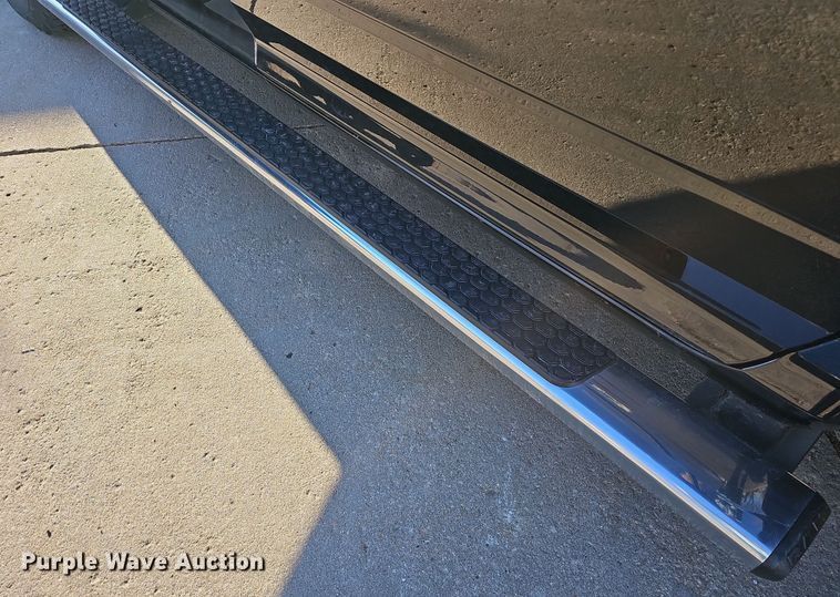 image for item DR5928 2020 Dodge Ram 1500  Crew Cab pickup truck