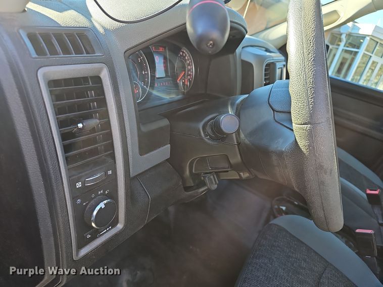 image for item DR5928 2020 Dodge Ram 1500  Crew Cab pickup truck