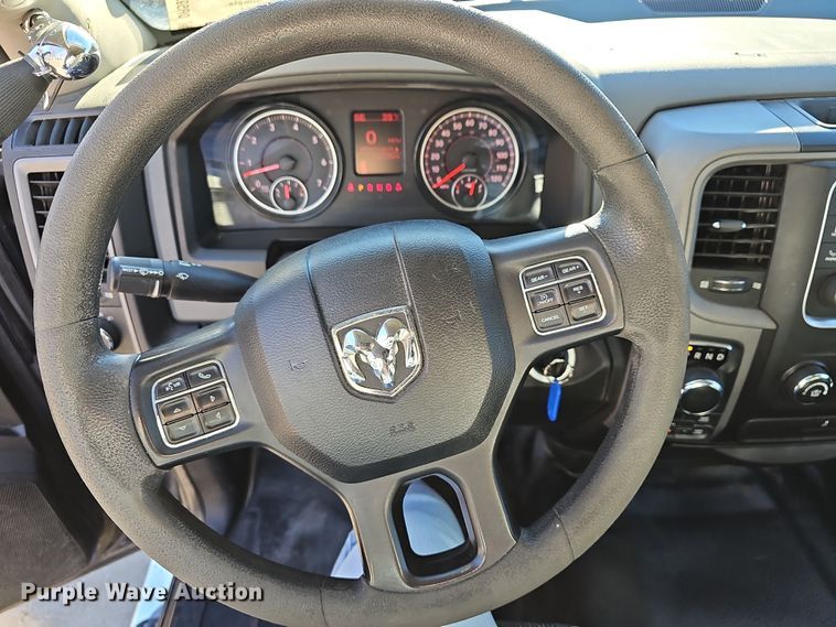 image for item DR5928 2020 Dodge Ram 1500  Crew Cab pickup truck