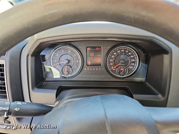 image for item DR5928 2020 Dodge Ram 1500  Crew Cab pickup truck