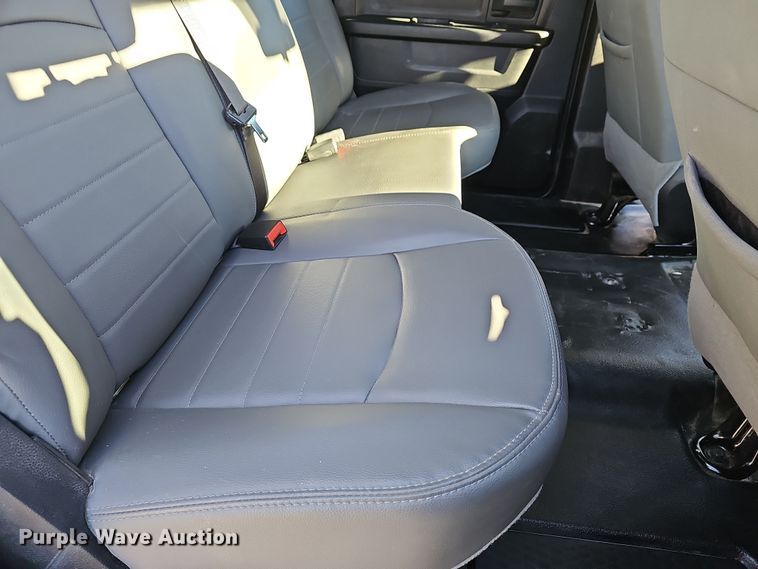 image for item DR5928 2020 Dodge Ram 1500  Crew Cab pickup truck