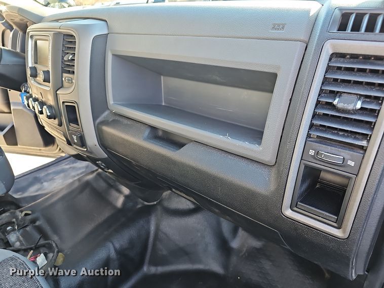 image for item DR5928 2020 Dodge Ram 1500  Crew Cab pickup truck