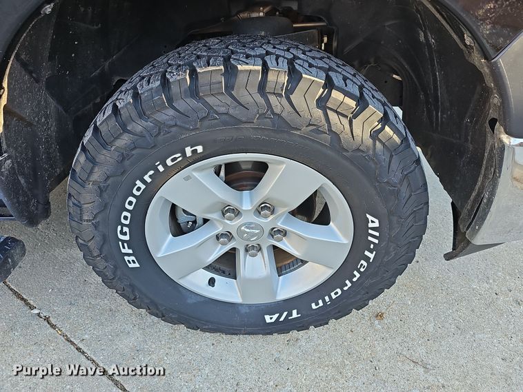 image for item DR5928 2020 Dodge Ram 1500  Crew Cab pickup truck