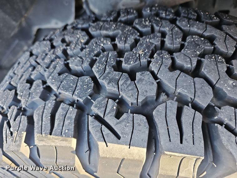 image for item DR5928 2020 Dodge Ram 1500  Crew Cab pickup truck