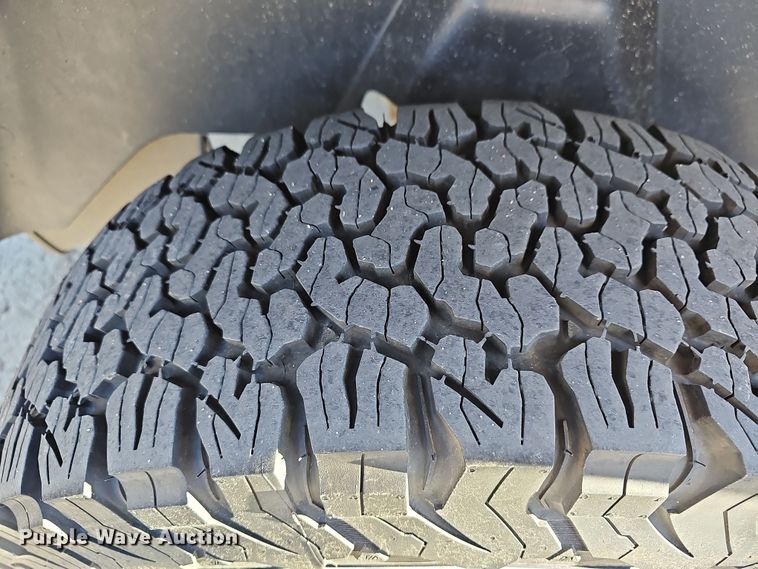 image for item DR5928 2020 Dodge Ram 1500  Crew Cab pickup truck