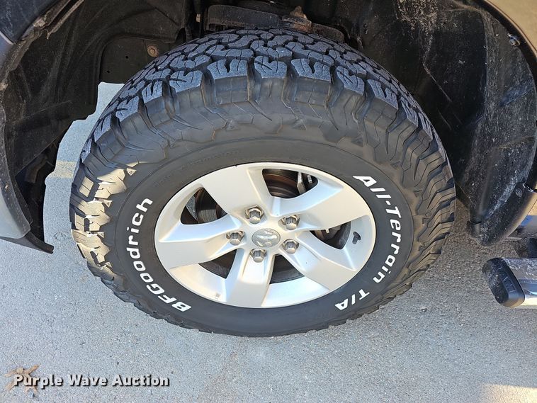 image for item DR5928 2020 Dodge Ram 1500  Crew Cab pickup truck