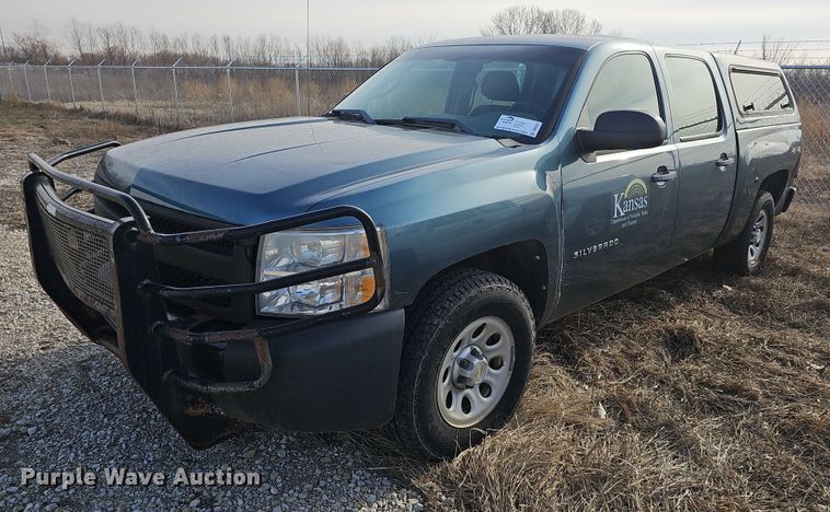 image for item DR5932 2009 Chevrolet Silverado 1500  Crew Cab pickup truck