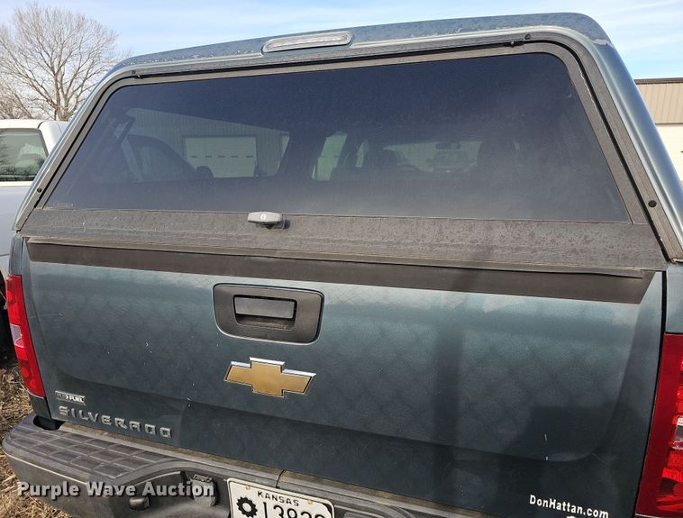 image for item DR5932 2009 Chevrolet Silverado 1500  Crew Cab pickup truck