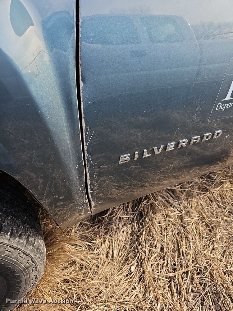 image for item DR5932 2009 Chevrolet Silverado 1500  Crew Cab pickup truck