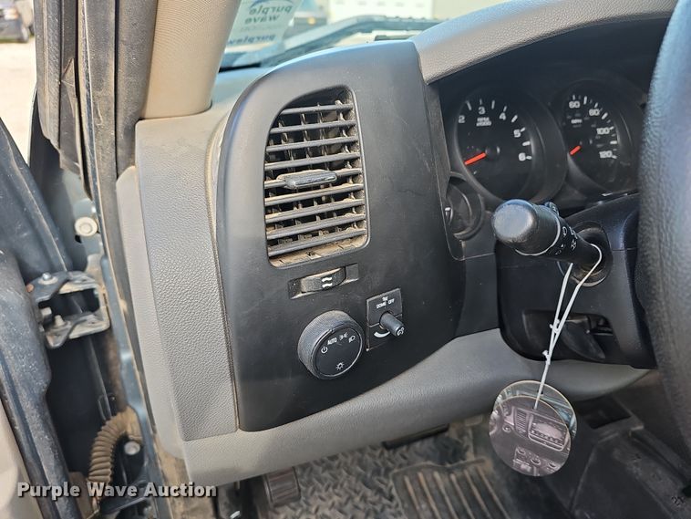 image for item DR5932 2009 Chevrolet Silverado 1500  Crew Cab pickup truck